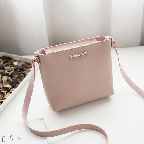 Bags for Women 2019 New Simple Women handbags Messenger Bag Retro Casual Small Fresh Small Square Bag Wholesale