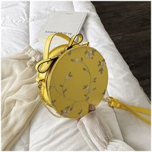 Load image into Gallery viewer, Hot Sale Sweet Lace Round Handbags High Quality PU leather Women Crossbody Bags Female Small Fresh Flower Chain Shoulder