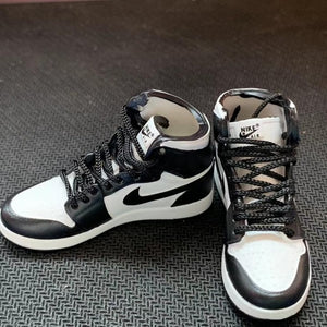 Dropshipping one pair  sneaker keychain AJ  1 offwhite Chicago UNC NRG 3D Mini Sneaker shoe keychain