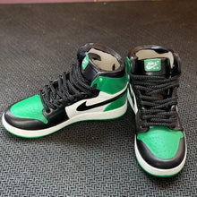 Load image into Gallery viewer, Dropshipping one pair  sneaker keychain AJ  1 offwhite Chicago UNC NRG 3D Mini Sneaker shoe keychain