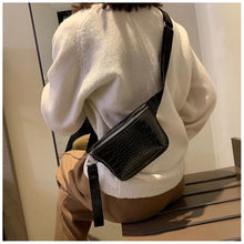 Load image into Gallery viewer, CROWDALE Women bag crocodile multicolor messenger chest bag clutch female Pu leather handbag cross body bag Fashion high quality